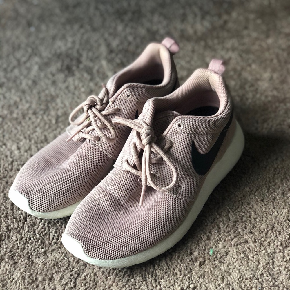 Dusty Rose Nike Roche Sneakers